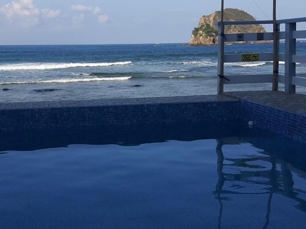 Aura Marina Sands Beach Resort Baler Εξωτερικό φωτογραφία
