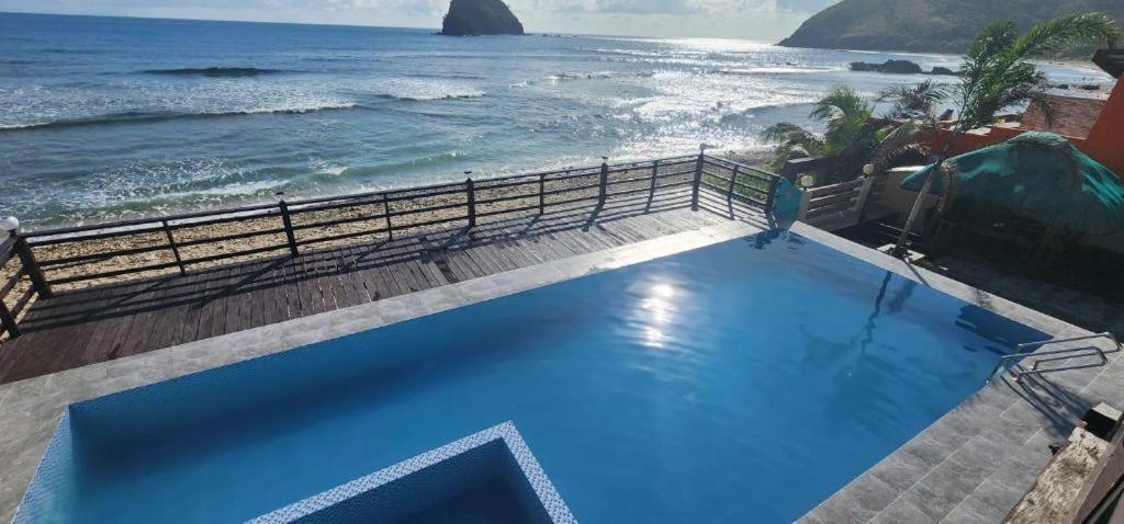 Aura Marina Sands Beach Resort Baler Εξωτερικό φωτογραφία